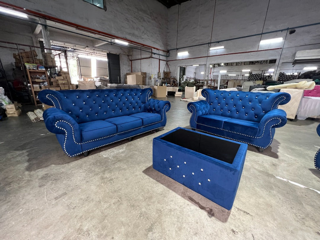 Ratu Istana Sofa Set angled room view