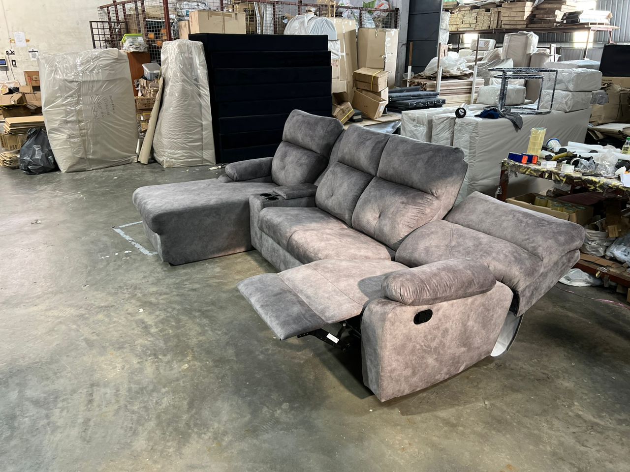 CozyRecline L-Shaped Sofa gallery photo