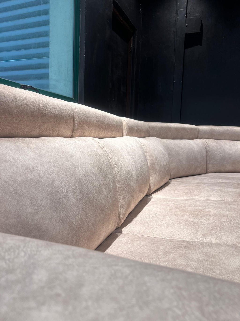 Grand Corner Sofa gallery photo