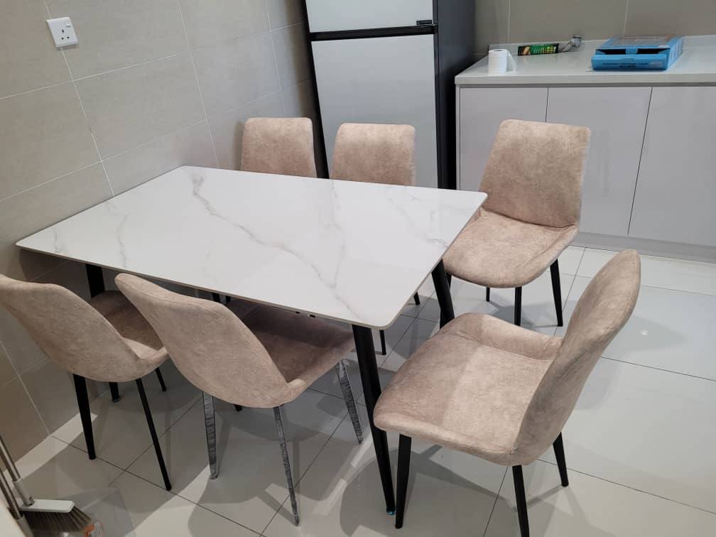 Timeless Ceramic Dining Set gallery photo