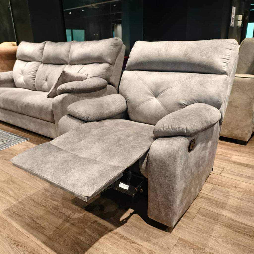 Arlo Cloud Recliner angled room view