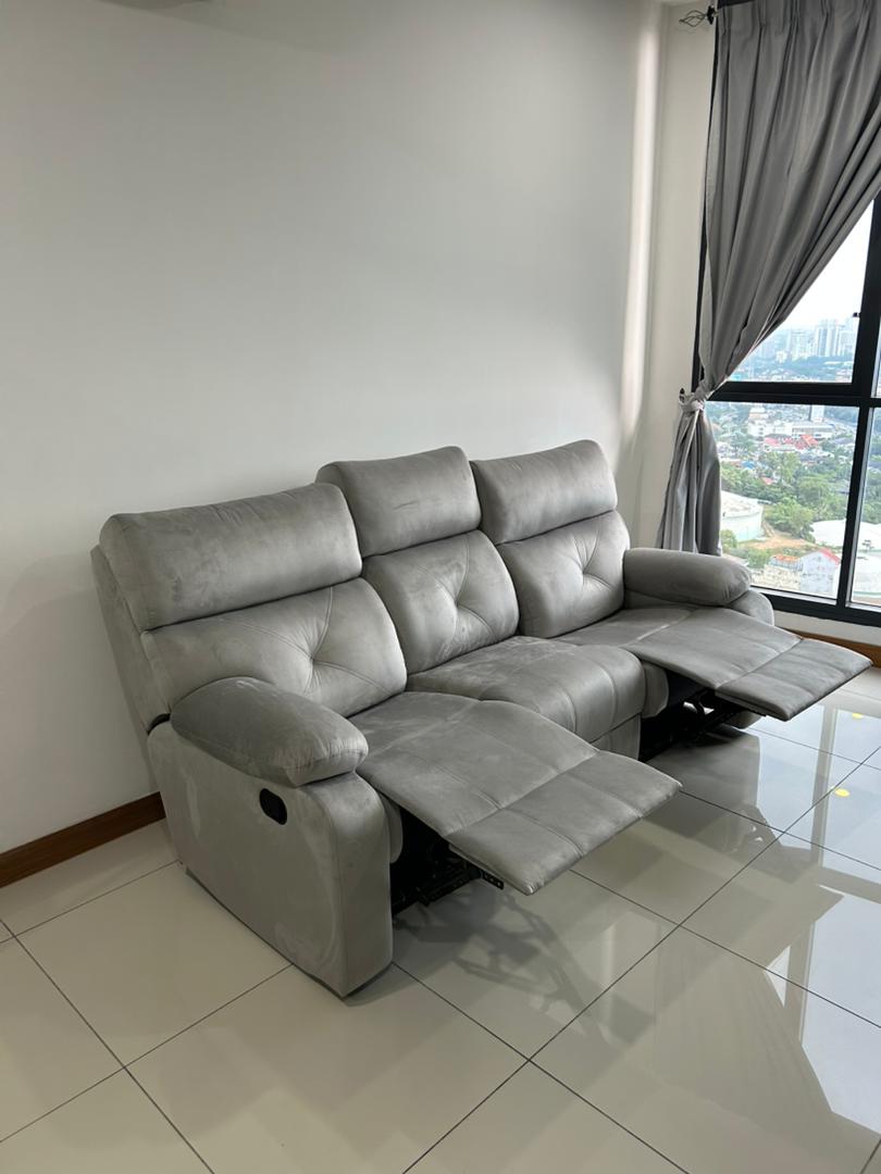 Arlo Series 3-Seater Recliner Sofa with Dual Reclining Seats