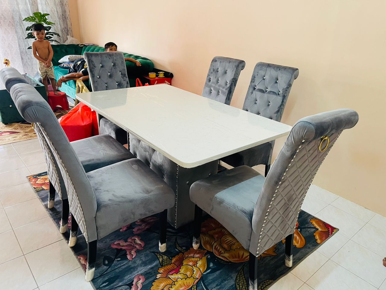 Classic Dining Set gallery photo