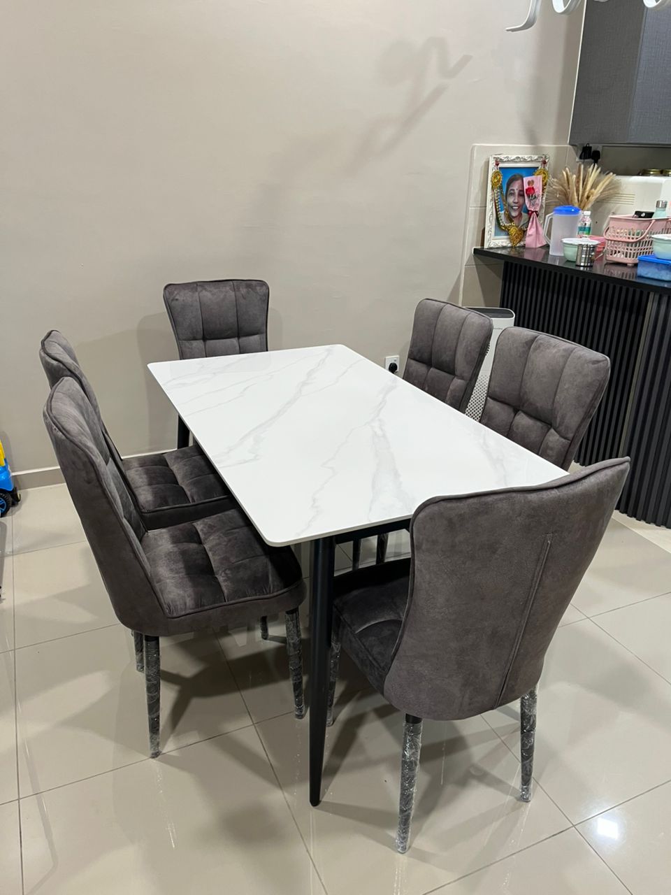 The Mello Dining Set (C222)