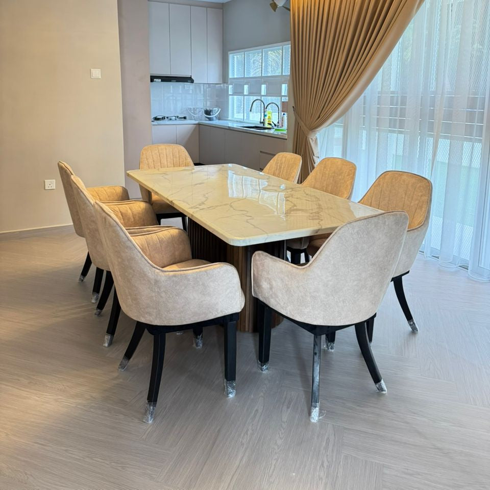 Poko Arya Dining Set front view