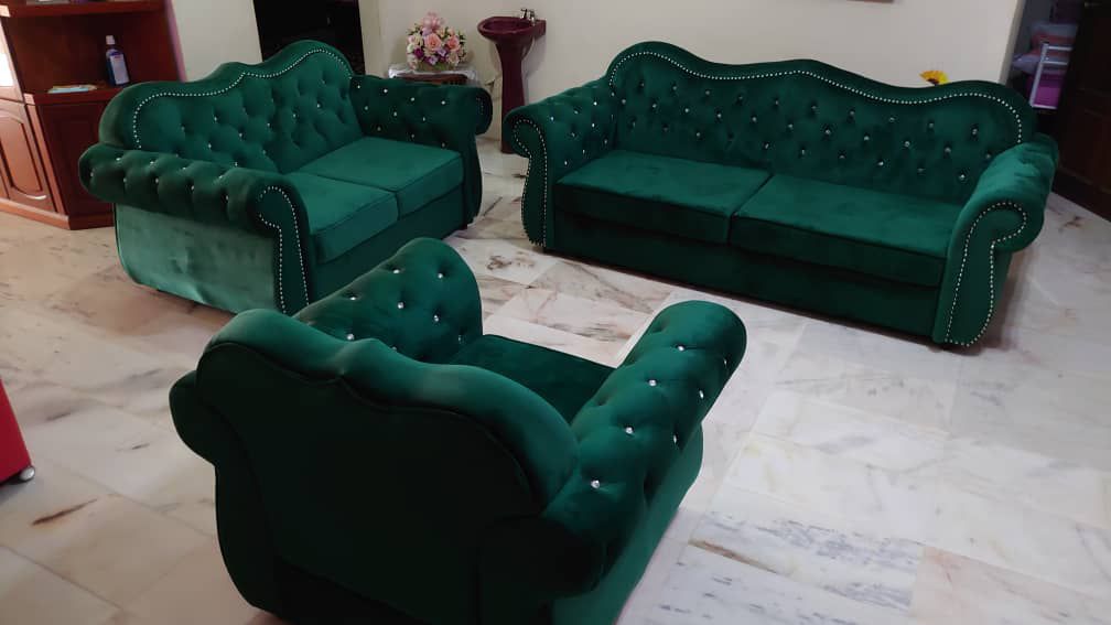 Camelback Sofa Set lifestyle image