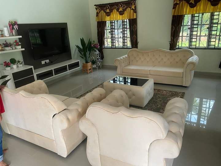Camelback Sofa Set gallery photo
