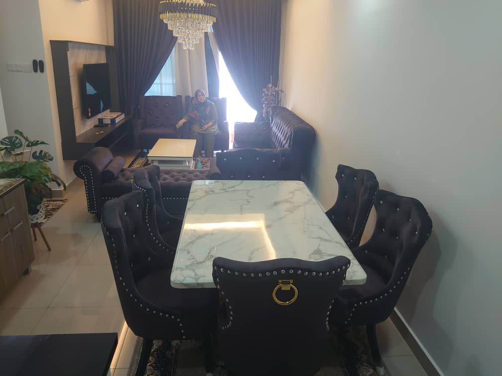 Helana Marble Dining Set gallery photo