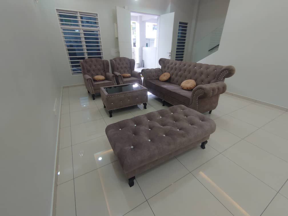 Ratu Istana Sofa Set gallery photo