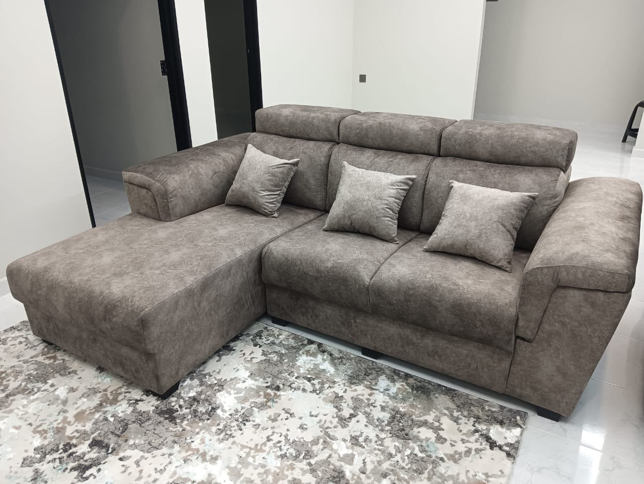 Easy L Shape Sofa gallery photo
