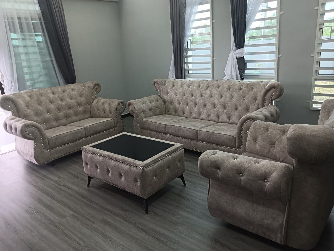 Ratu Istana Sofa Set gallery photo