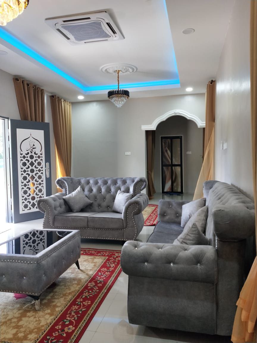 Ratu Istana Sofa Set gallery photo