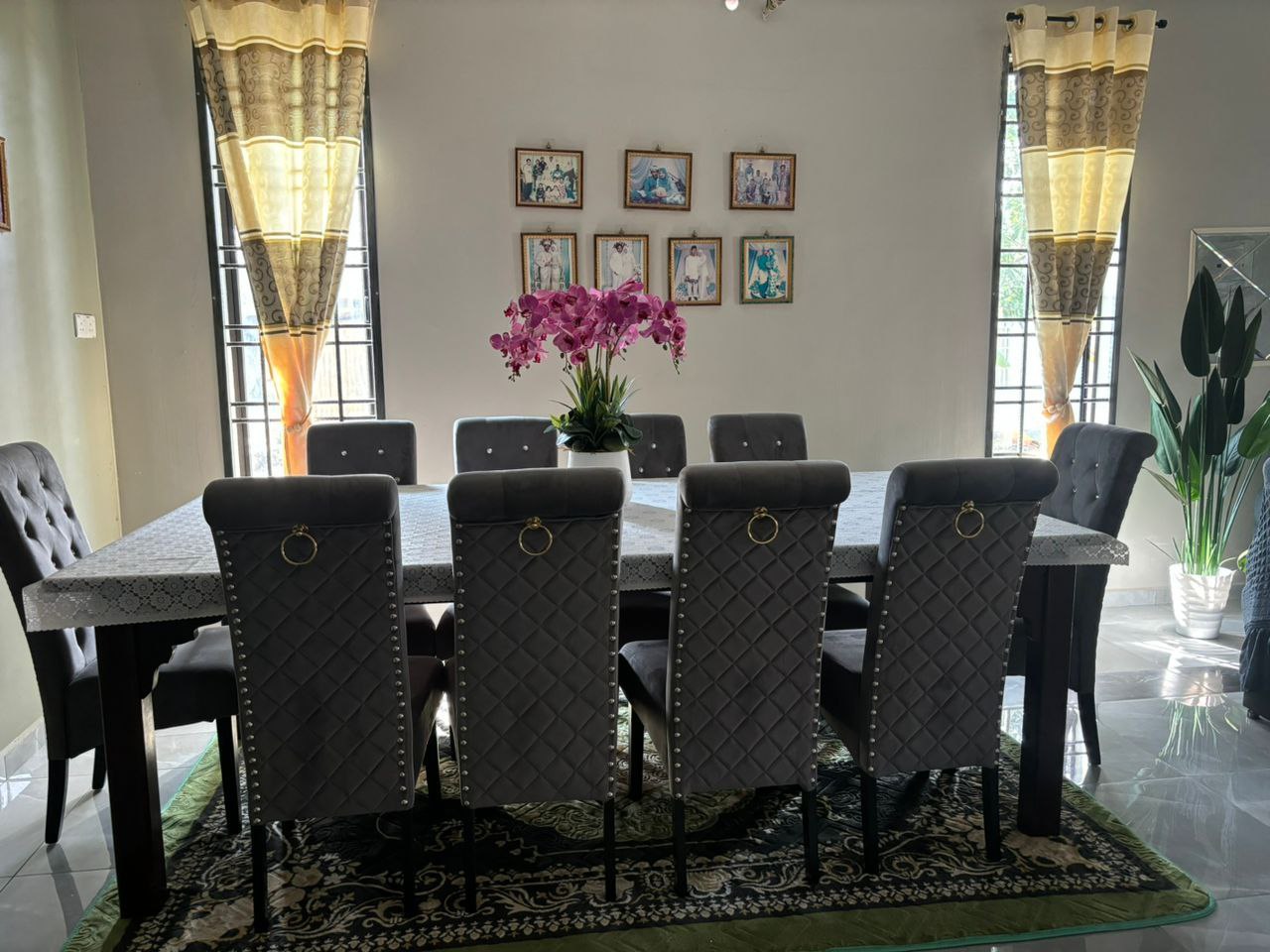 Classic Dining Set alternate lifestyle view