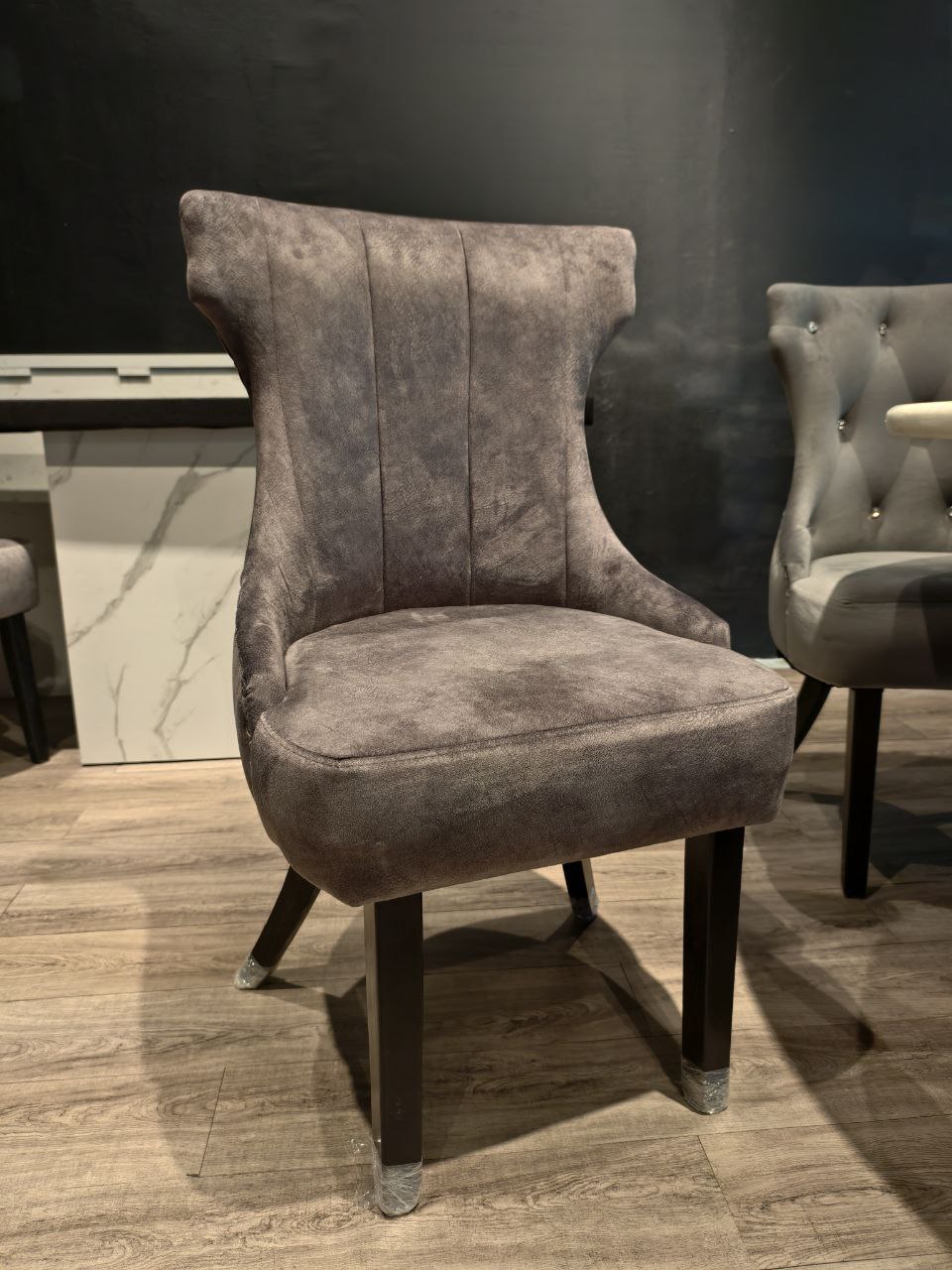 Butterfly Shell Dining Chair lifestyle image