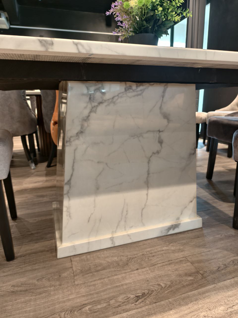 Luna Full Marble Dining Set styled interior view