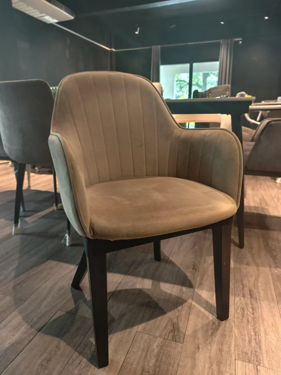 Poko Arya Dining Set angled room view