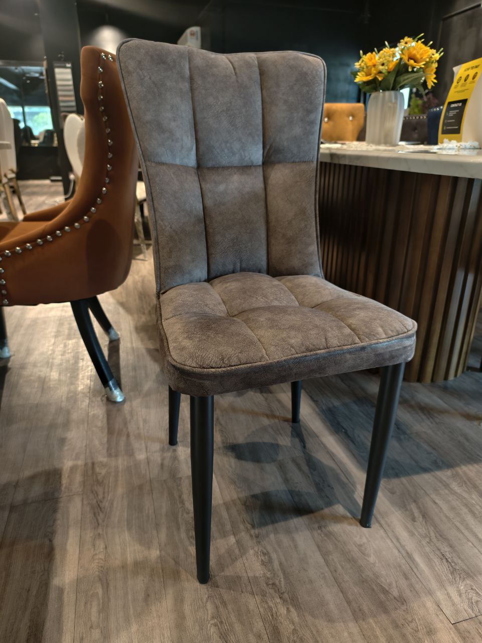 Mello Dining Set lifestyle image
