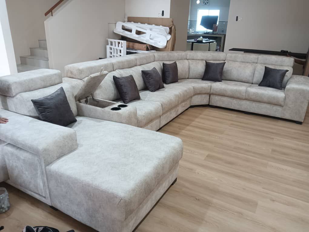 Grand Corner Sofa gallery photo