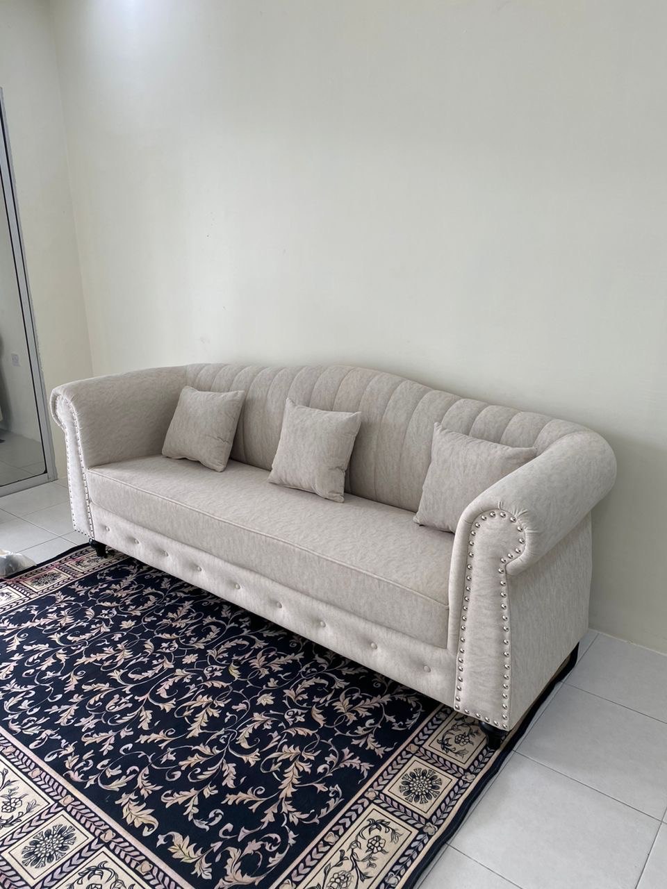 Royal Shell Sofa Set gallery photo
